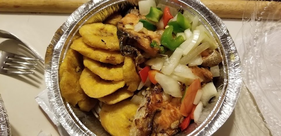 Salmon Tostones